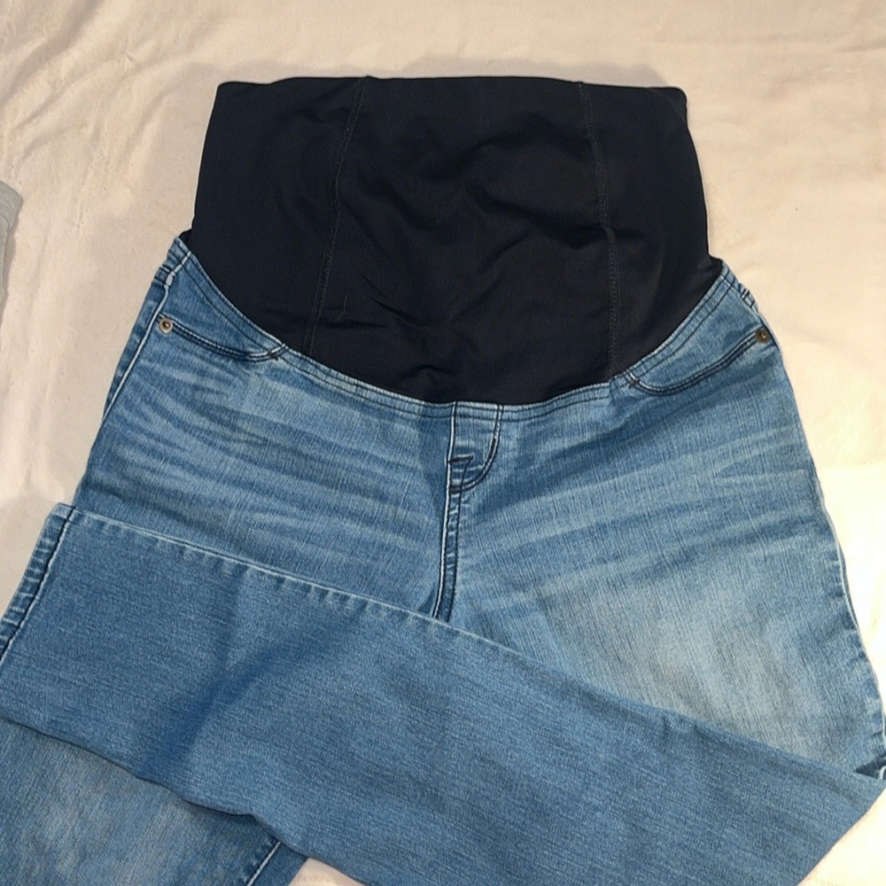 Isabel Maternity Pants SZ 6/Sonoma Top SZ Medium, like new